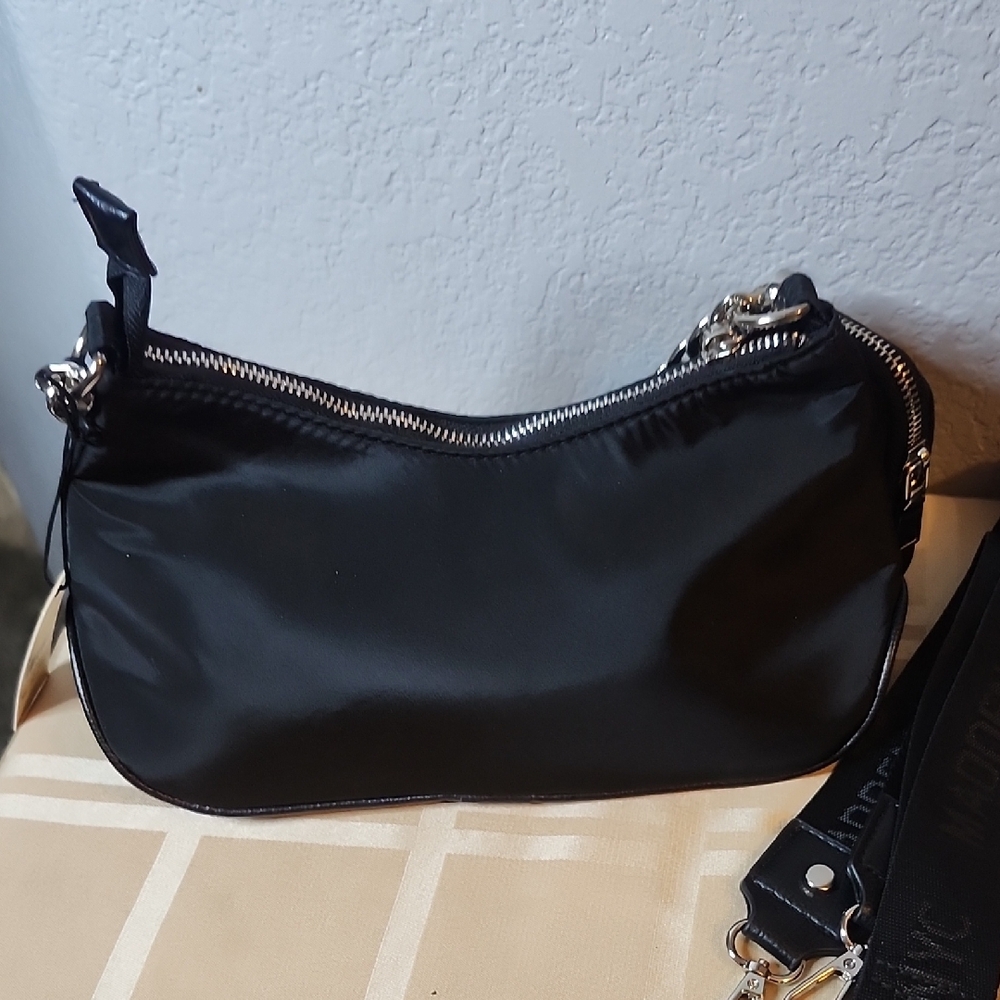🆕️Madden NYC Black Shoulder Bag W/ Bonus Coin Purse - Picture 5 of 14